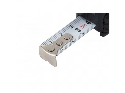 Рулетка Black, 3 м х 16 мм, обрезиненный корпус// MATRIX