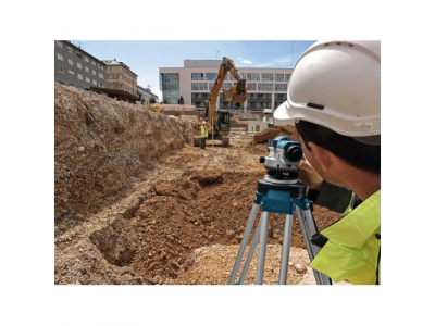 Оптический нивелир GOL 32 D Professional