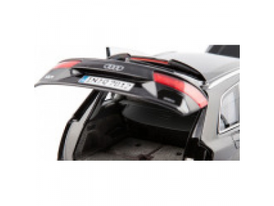 Модель автомобиля Audi Q7 2015, Orca Black, Scale 1:18